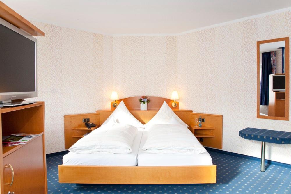 Landkomfort Hotel Elsenmann Willingen  Pokój zdjęcie